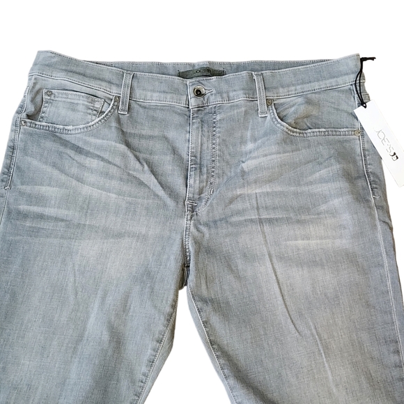 Joe's Jeans- The Asher Slim fit / Tencil Twill - Picture 2 of 9